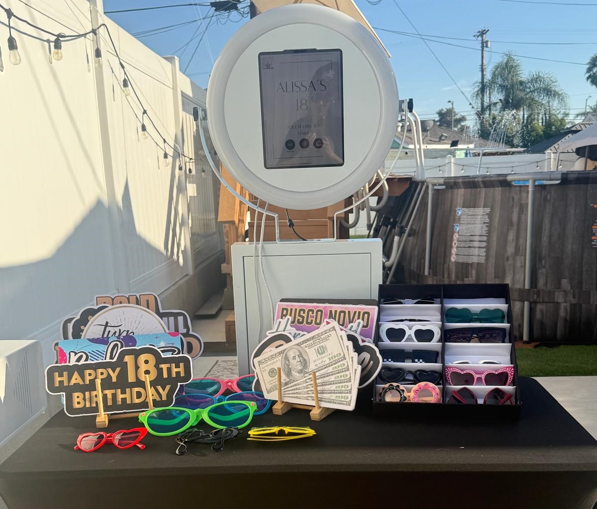 evolution photobooth, 360 photo booth, photo booth, photo booth rental , 360 photo booth California